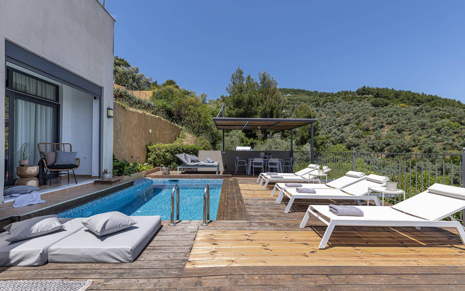 3 BR Villa Cassiope with private pool